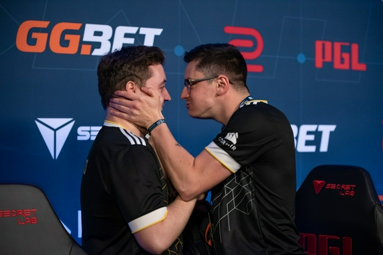 2025年第二季度中国大陆PC市场增长12% 苹果领先