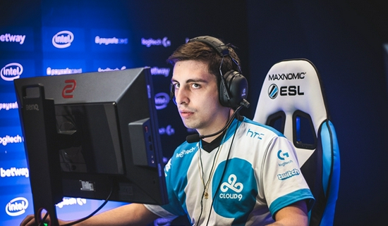 王者荣耀世界移动端优化体验提升